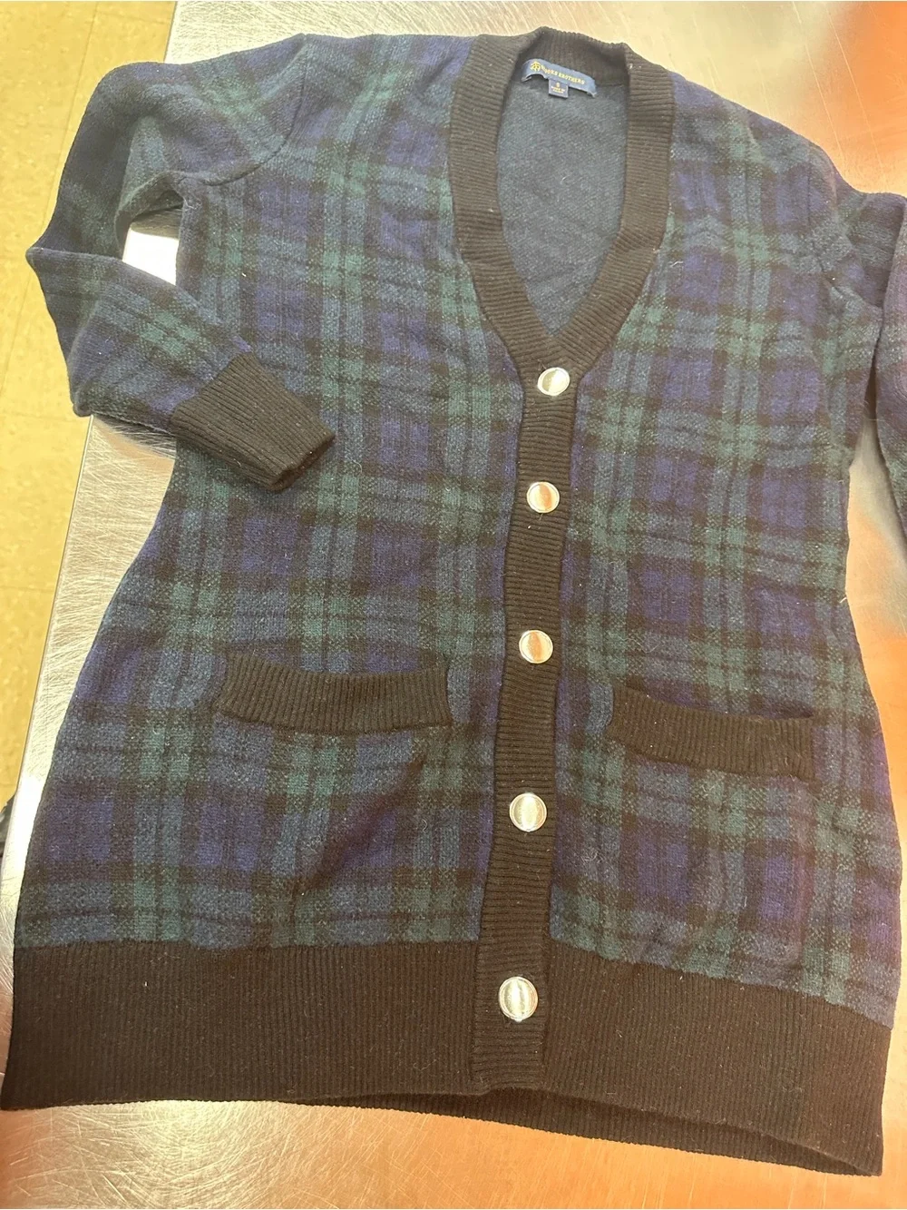 Brooks Brothers Women Merino Wool Black Watch Plaid Cardigan Sweater Small EUC